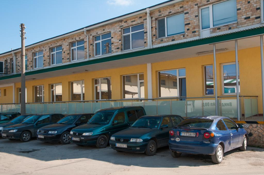 Hostel Izida 2 Dobrich Ngoại thất bức ảnh